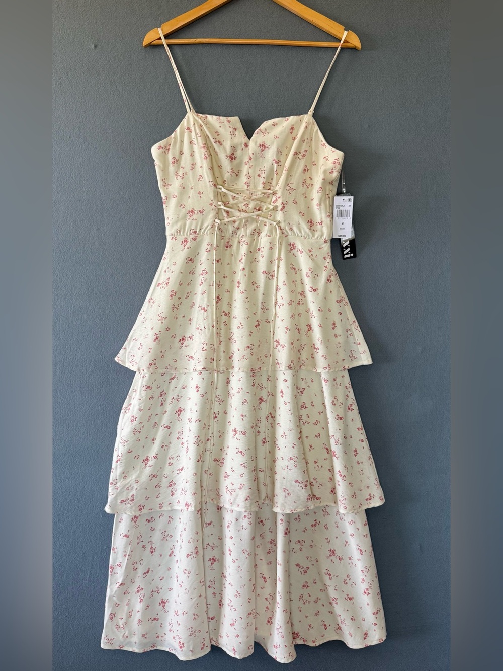 Trixxi Floral Tiered Maxi Dress Cream Pink Lace-Up Front Cottagecore Size M NWT - Picture 2 of 13